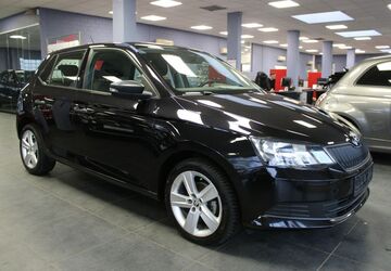 Skoda Fabia 84.870 km 8.480 &euro; Euskirchen 53881