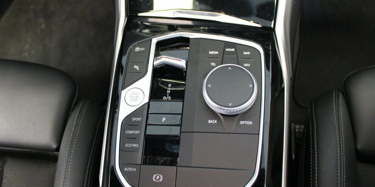 BMW 320 320d Touring Aut. - 1.HAND - 87.460 km 26.980 &euro; Euskirchen 53881