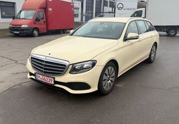 Mercedes-Benz E 200 409.000 km 8.500 &euro; Hürth 50354