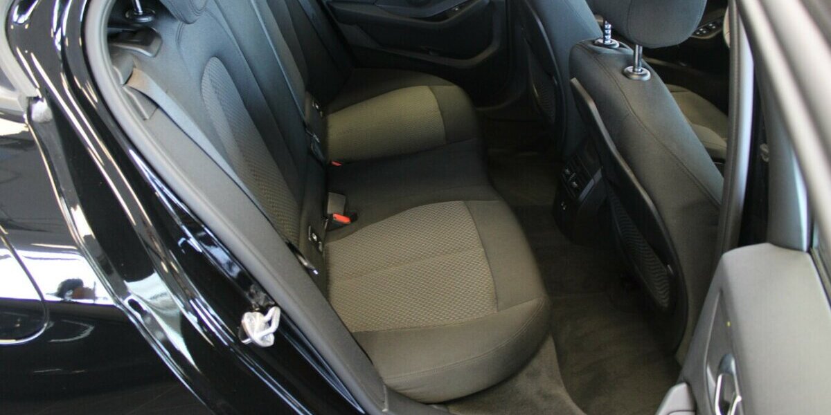 BMW 118 118d Aut. Advantage 54.655 km 20.980 &euro; Euskirchen 53881