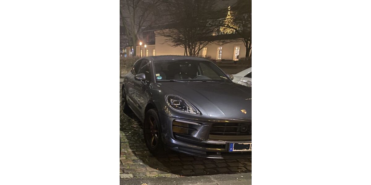 Porsche Macan 18.400 km 74.750 &euro; Aachen 52078