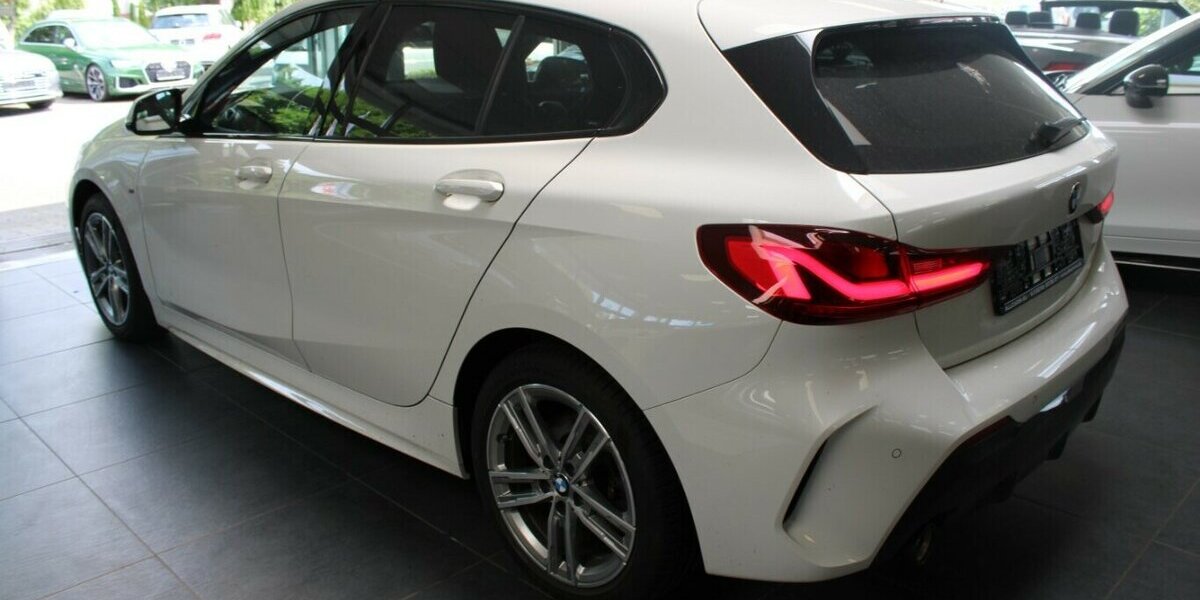 BMW 118 118i - M Sport - Navi - LED - PDC - SHZ - 53.085 km 21.980 &euro; Euskirchen 53881