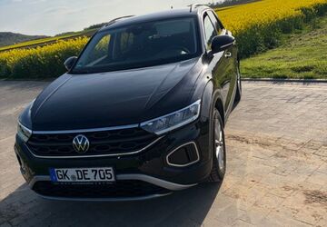 VW T-Roc 77.522 km 19.500 &euro; Übach-Palenberg 52531