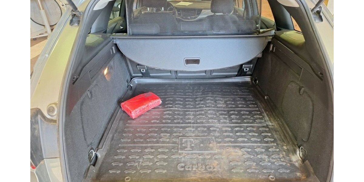 Opel Astra Klima Navi Temp CarPlay 1.Hd 28.000 km !!! 28.000 km 13.000 &euro; Erftstadt 50374
