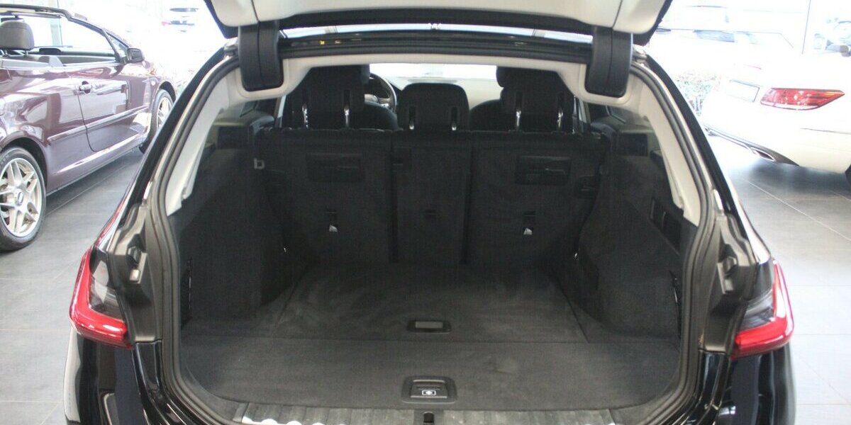 BMW 318 318i Touring Aut. Advantage 51.120 km 23.980 &euro; Euskirchen 53881