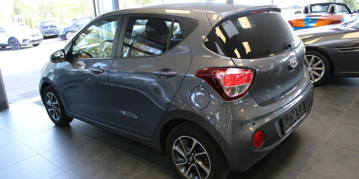 Hyundai i10 1.0 Aut. - 5-Türig - Klima - 59.945 km 9.980 &euro; Euskirchen 53881