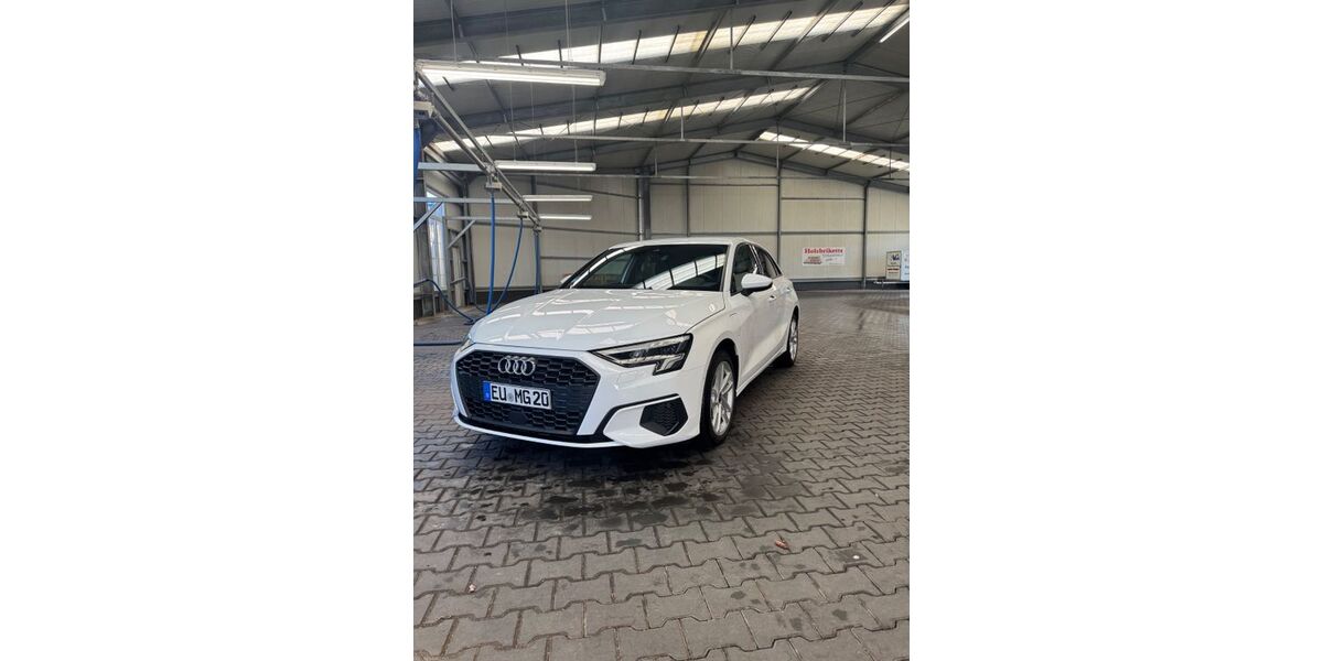 Audi A3 81.700 km 20.999 &euro; Mechernich 53894
