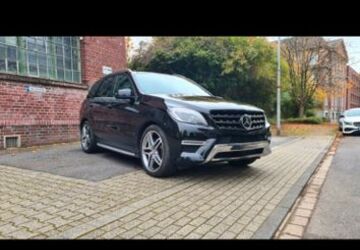 Mercedes-Benz ML 350 196.000 km 18.999 &euro; Eschweiler 52249