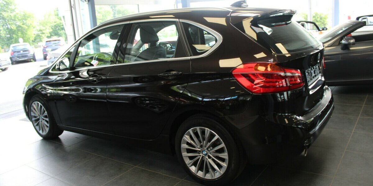 BMW 220 Active Tourer Aut. Luxury Line 91.270 km 15.980 &euro; Euskirchen 53881