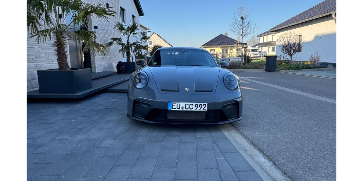 Porsche 992 6.900 km 220.499 &euro; Zülpich 53909