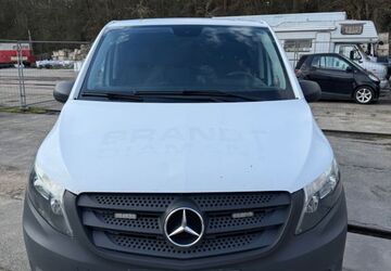 Mercedes-Benz Vito 216.831 km 10.200 &euro; Kerpen 50170