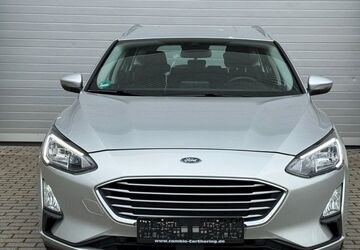Ford Focus 156.000 km 7.899 &euro; Düren 52351