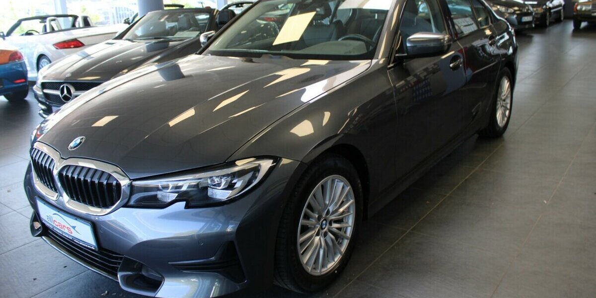 BMW 320 320d Aut. Sport Line 79.450 km 27.980 &euro; Euskirchen 53881