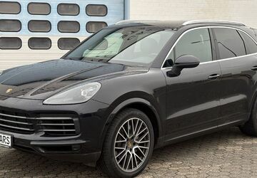 Porsche Cayenne 88.000 km 46.450 &euro; Düren 52353