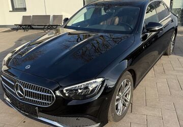 Mercedes-Benz E 300 148.101 km 27.980 &euro; Hürth bei Köln 50354