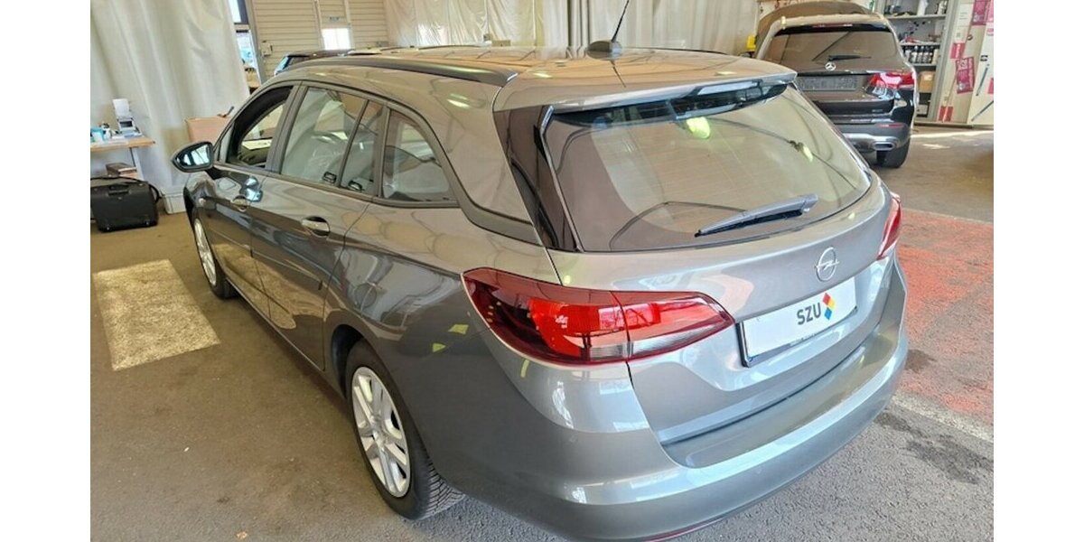 Opel Astra Klima Navi Temp CarPlay 1.Hd 28.000 km !!! 28.000 km 13.000 &euro; Erftstadt 50374