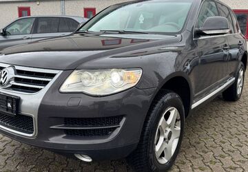 VW Touareg 284.000 km 3.690 &euro; Eschweiler 52249