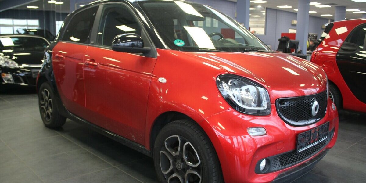 Smart ForFour Passion Navi - Kamera - Shz. 91.037 km 7.980 &euro; Euskirchen 53881