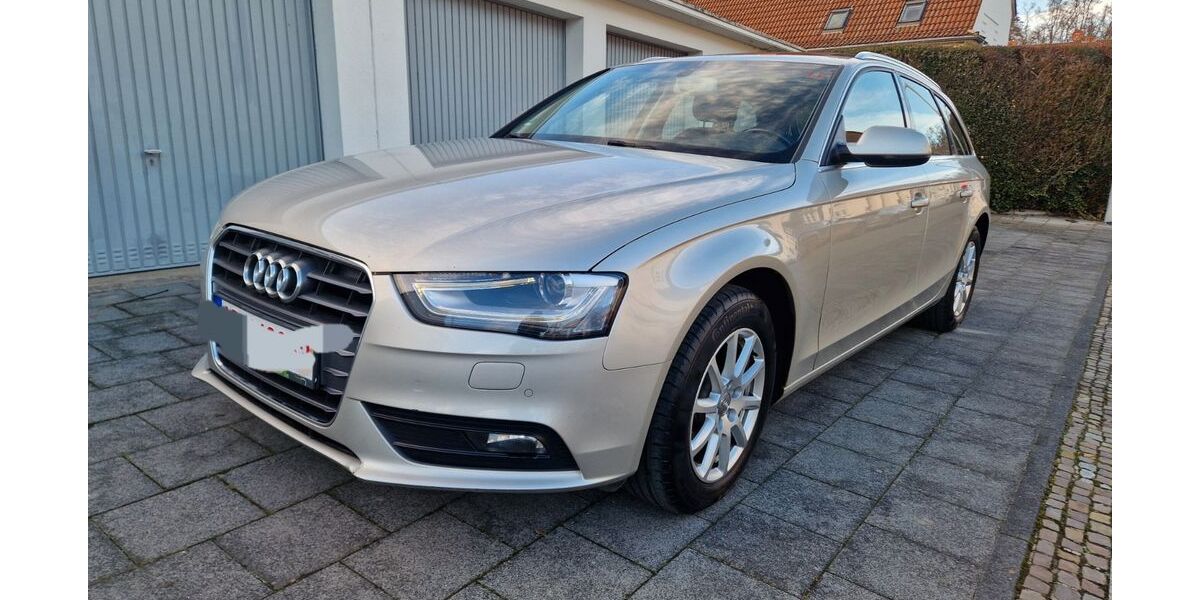 Audi A4 200.000 km 11.300 &euro; Eschweiler 52249