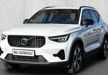 Volvo XC40 17.325 km 30.380 &euro; Aachen 52078