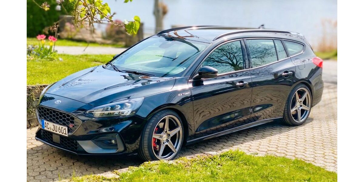 Ford Focus 94.250 km 19.500 &euro; Simmerath 52152