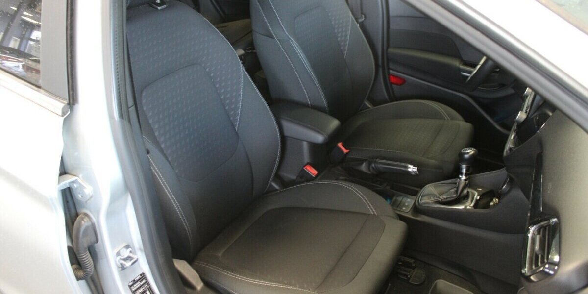 Ford Fiesta 1.0 EcoBoost S&S TiTANIUM 63.854 km 10.780 &euro; Euskirchen 53881