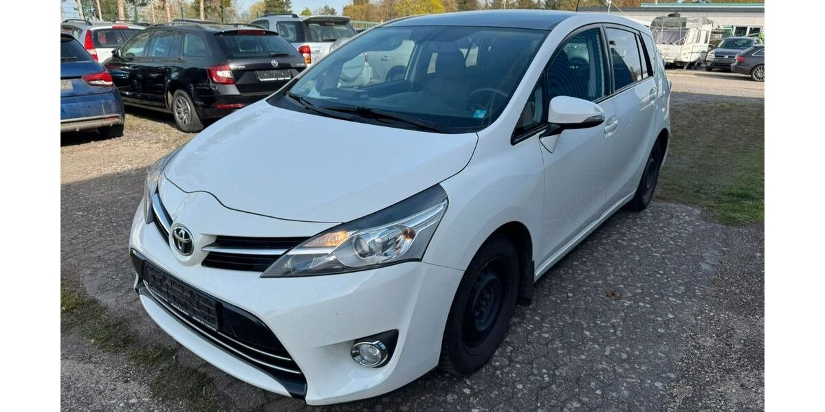Toyota Verso 327.264 km 3.999 &euro; Euskirchen 53879