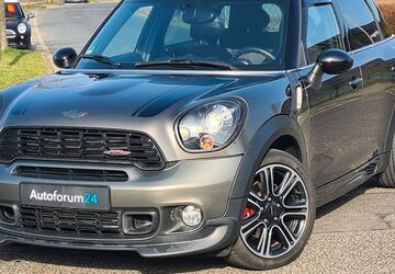 Mini John Cooper Works Countryman 136.000 km 12.399 &euro; Jülich 52428