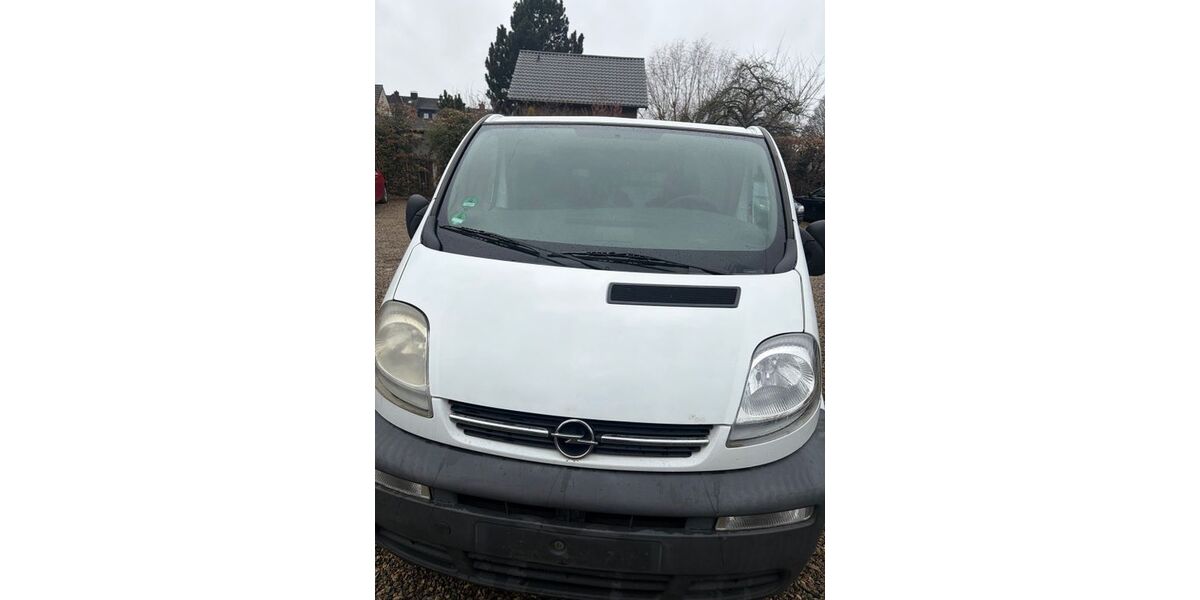 Opel Vivaro 250.000 km 3.850 &euro; Düren 52355