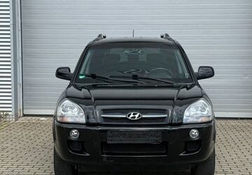 Hyundai TUCSON 146.708 km 3.499 &euro; Düren 52349