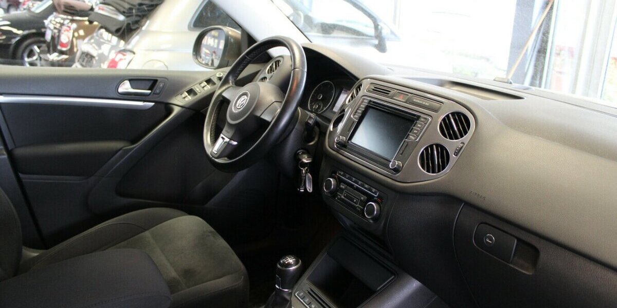 VW Tiguan 2.0 TDI DPF BMT Sport&Style 100.661 km 10.980 &euro; Euskirchen 53881