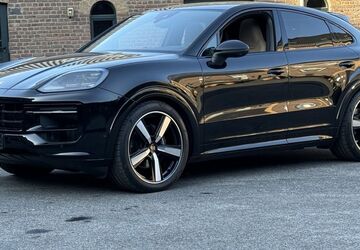 Porsche Cayenne 11.000 km 107.790 &euro; Frechen (bei Köln) 50226
