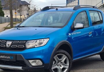 Dacia Sandero 50.000 km 11.499 &euro; Jülich 52428
