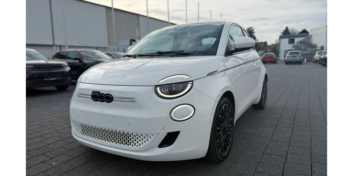 Fiat 500e 37.165 km 19.990 &euro; Alsdorf-Hoengen (bei Aachen) 52477