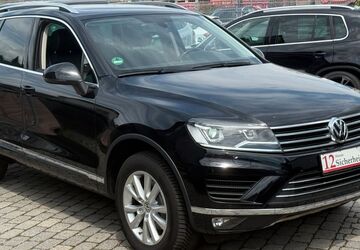VW Touareg 100.727 km 21.990 &euro; Alsdorf 52477