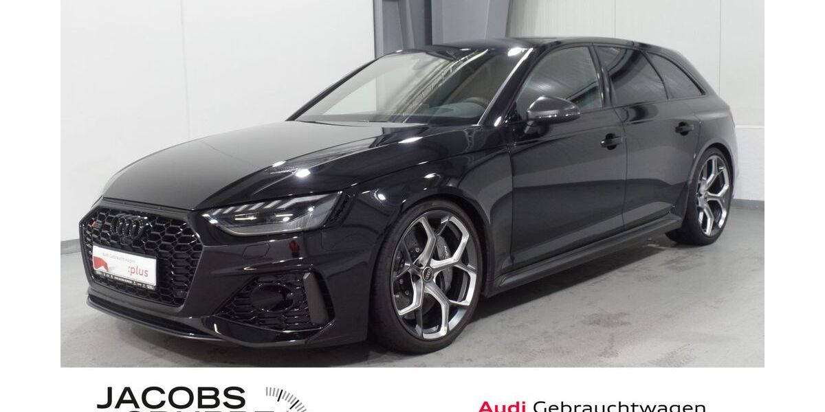 Audi RS4 8.615 km 98.920 &euro; Aachen 52078