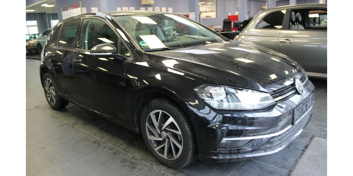 VW Golf 42.785 km 13.980 &euro; Euskirchen 53881