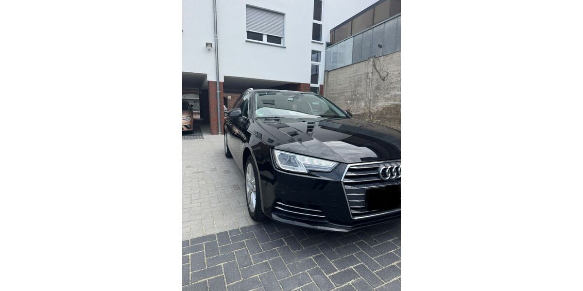 Audi A4 215.000 km 12.900 &euro; Übach-Palenberg 52531