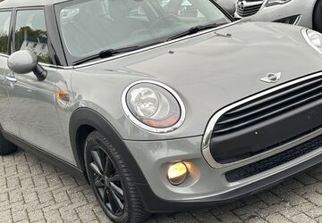 Mini ONE 197.000 km 6.400 &euro; Aachen 52070
