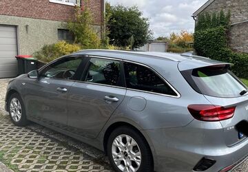Kia ceed Sportswagon 54.000 km 16.999 &euro; Aachen 52076