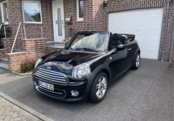 Mini Cooper Cabrio 80.000 km 11.200 &euro; Würselen 52146