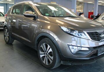 Kia Sportage 2,0 CRDI 184 Allrad Spirit Panorama 130.882 km 10.980 &euro; Euskirchen 53881