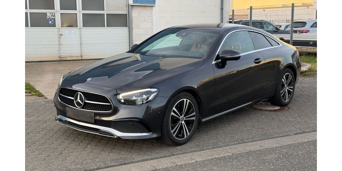 Mercedes-Benz E 220 139.412 km 28.999 &euro; Düren 52353