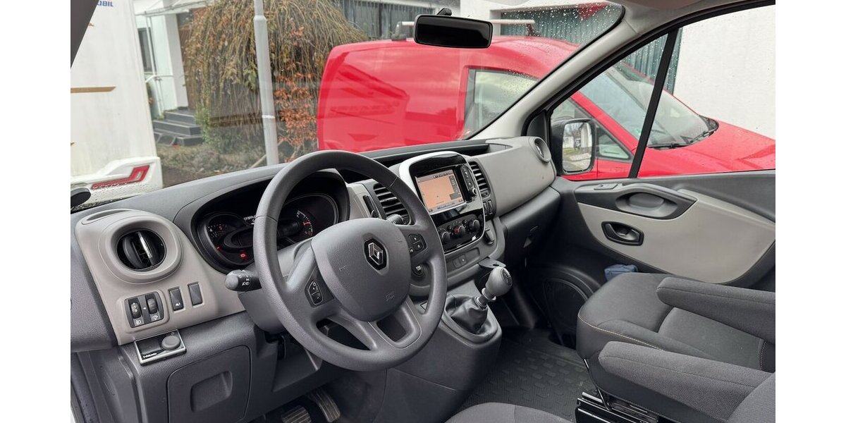 Renault Trafic L2H1 Navi Klima Standh Temp PDC Regale E6 100.000 km 14.500 &euro; Erftstadt 50374