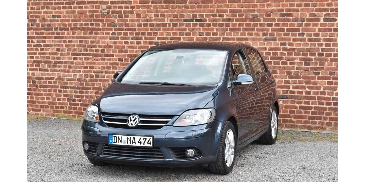 VW Golf 154.000 km 2.990 &euro; Düren 52351