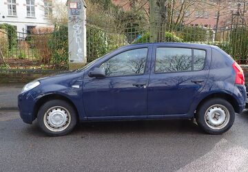 Dacia Sandero 100.000 km 2.000 &euro; Aachen 52064