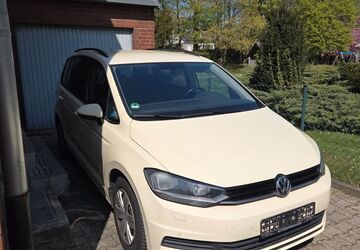VW Touran 320.000 km 5.500 &euro; Eschweiler 52249