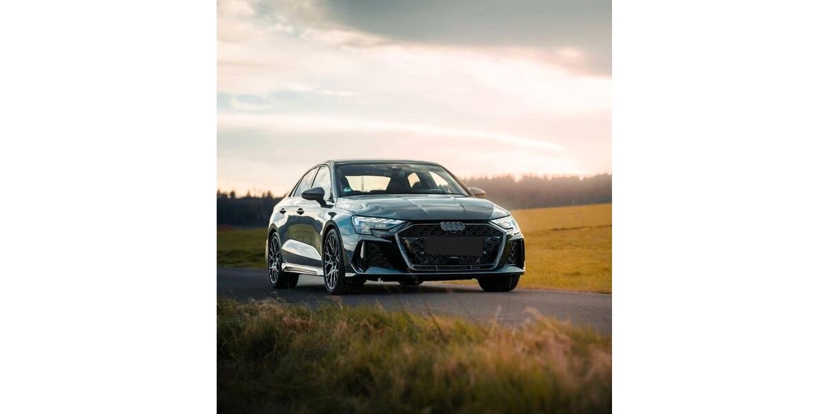 Audi RS3 15.000 km 65.490 &euro; Nideggen 52385