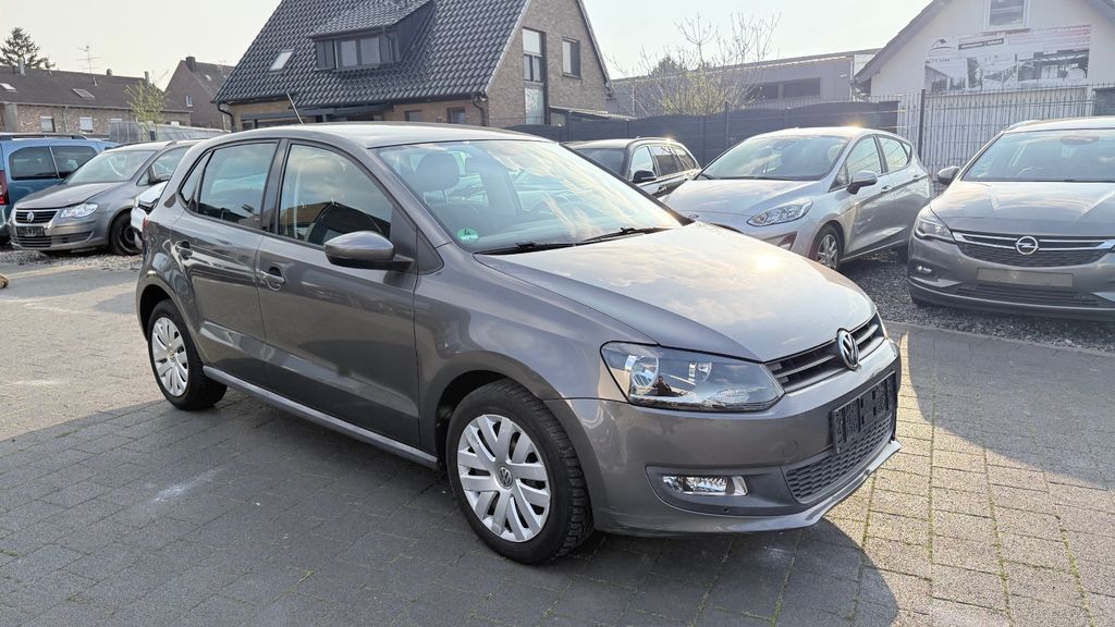 VW Polo 124.349 km 4.950 &euro; Übach Palenberg 52531