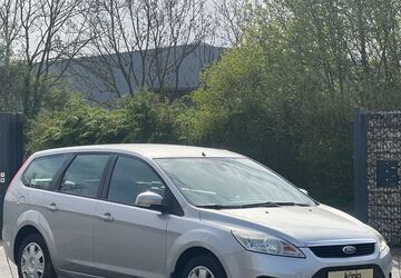 Ford Focus 115.000 km 3.699 &euro; Jülich 52428